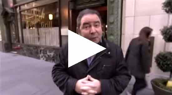 Emeril Lagasse video play button